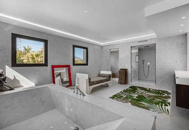 Villa en Benahavís - Villa Flores Villa en Benahavís - Villa Flores