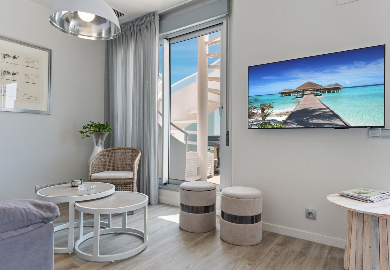 Apartamento en Estepona - Mirage Penthouse - Sea views & Jacuzzi!