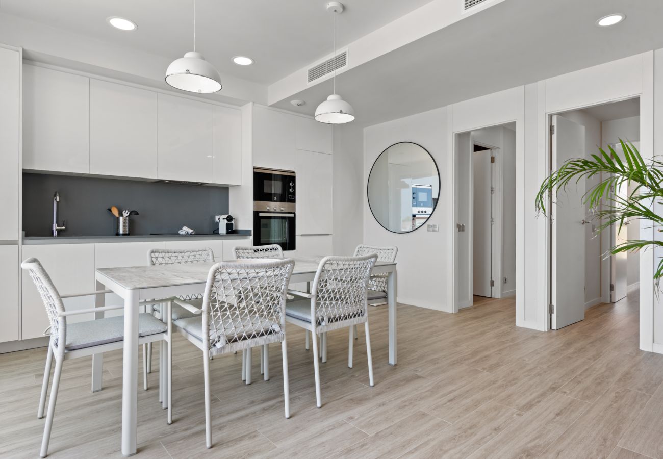 Apartamento en Estepona - Mirage Penthouse - Sea views & Jacuzzi!