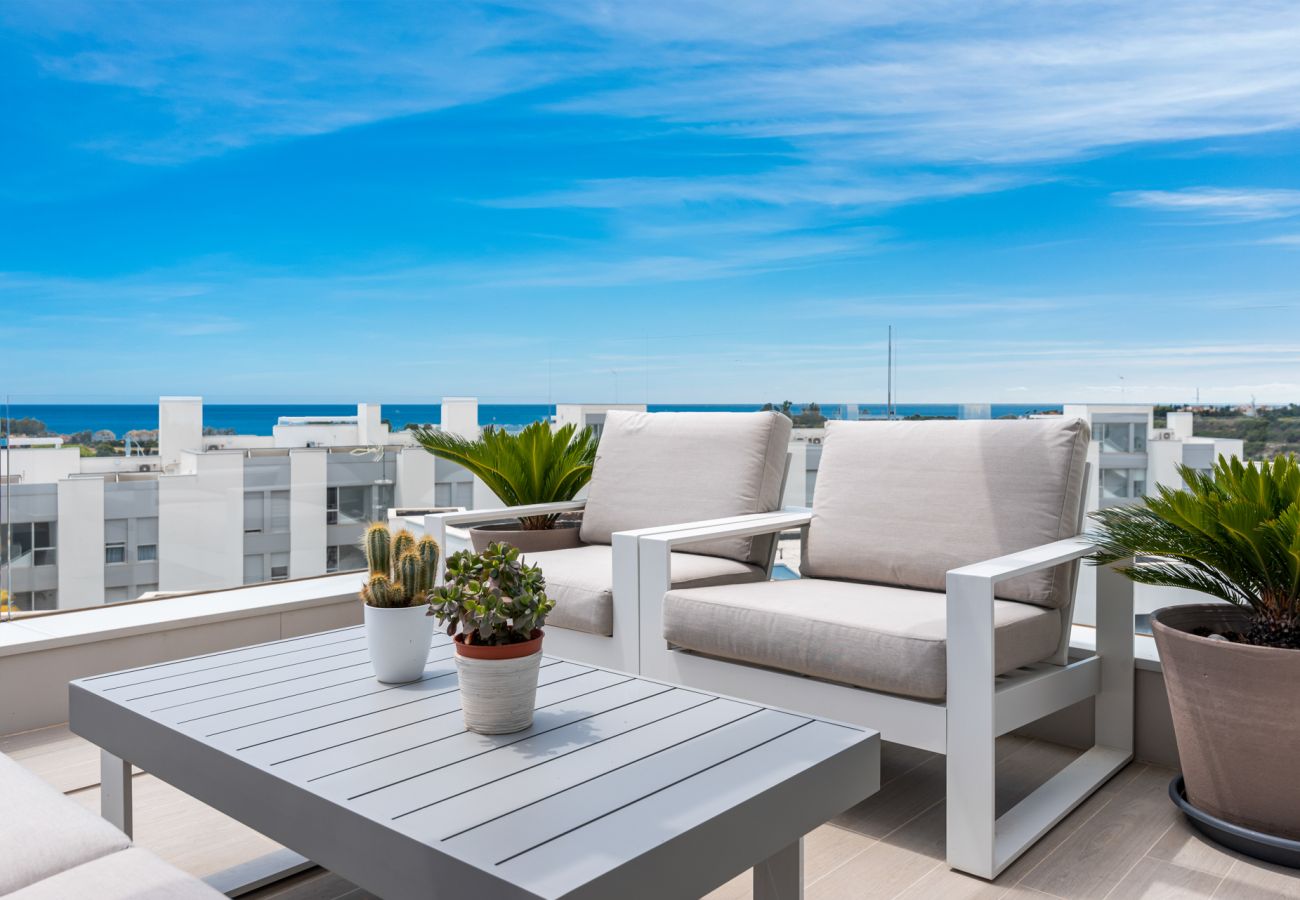 Apartamento en Estepona - Mirage Penthouse - Sea views & Jacuzzi!