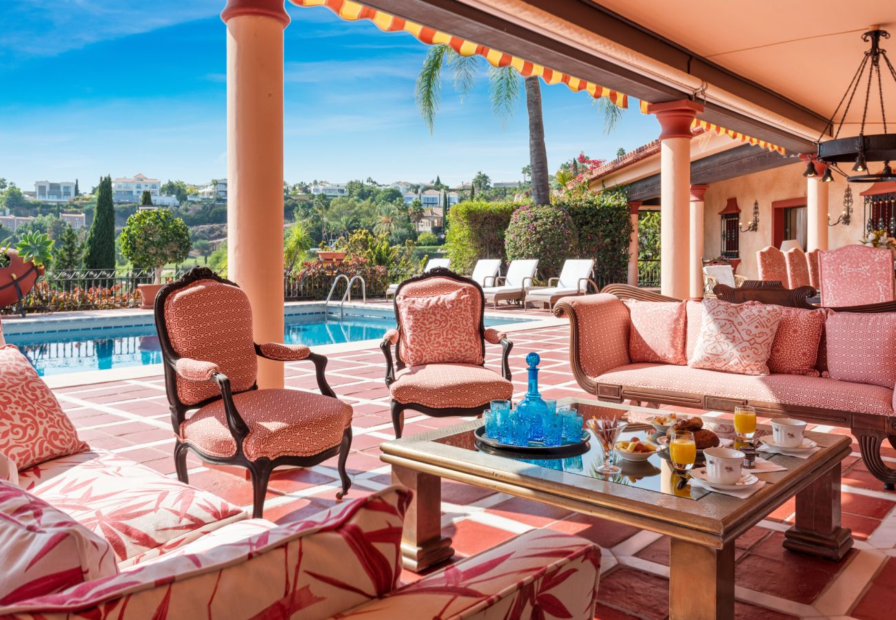 Villa en Estepona - Villa Palm Ridge