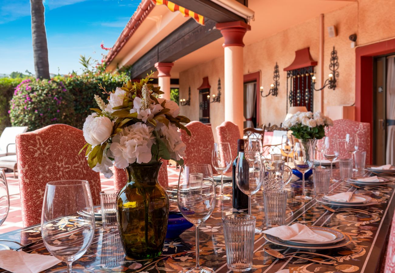 Villa en Estepona - Villa Palm Ridge