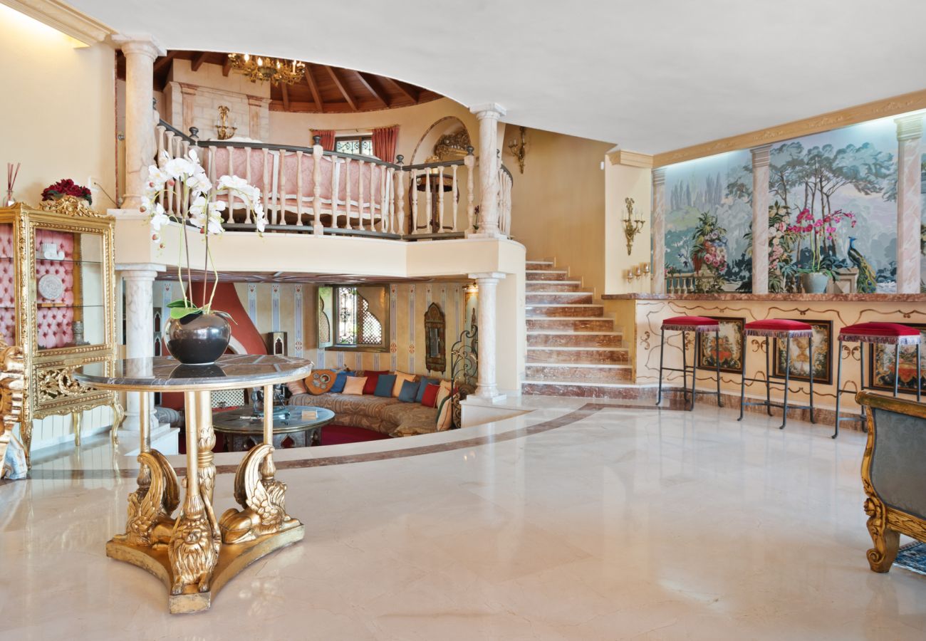 Villa en Estepona - Villa Palm Ridge