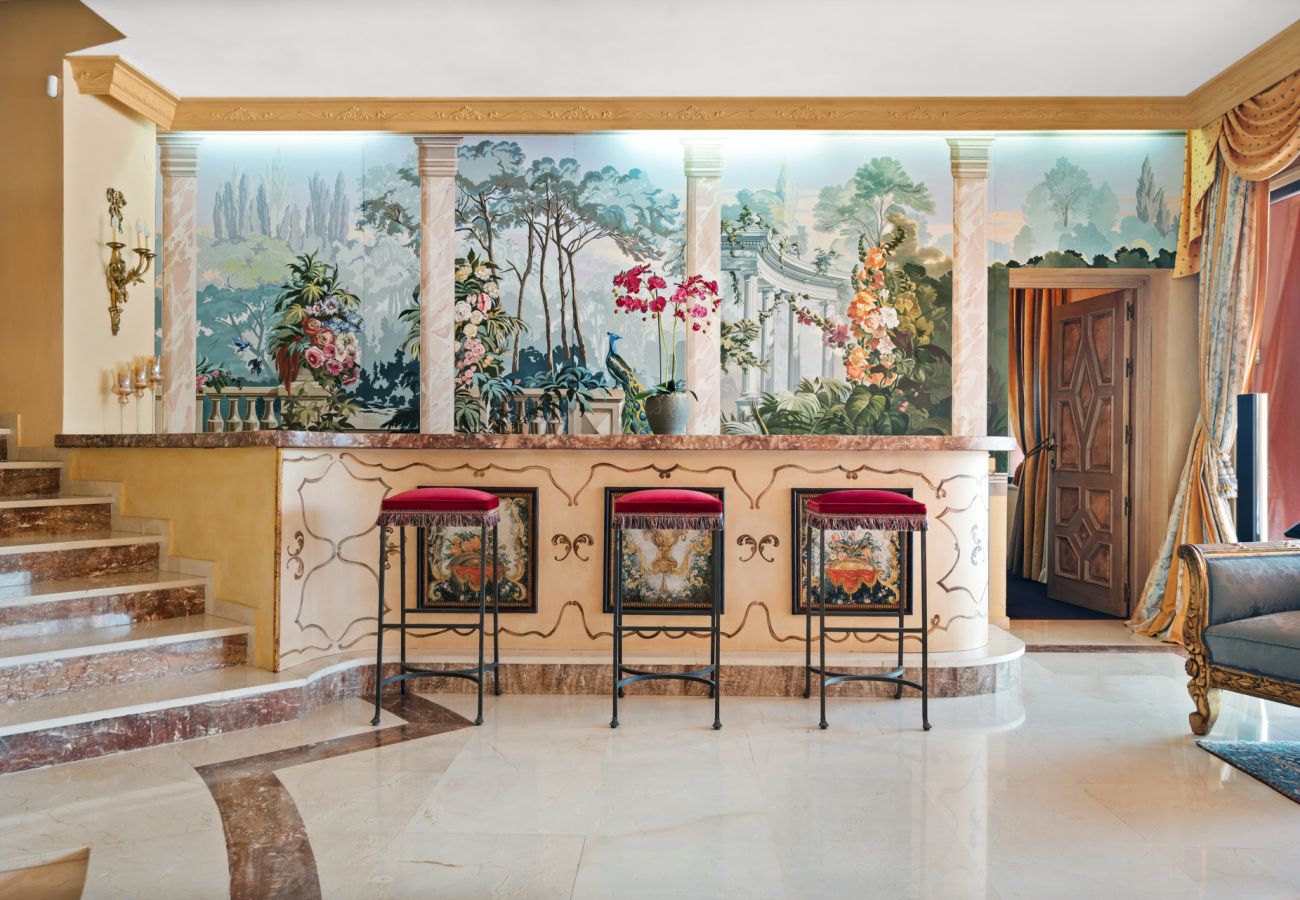 Villa en Estepona - Villa Palm Ridge
