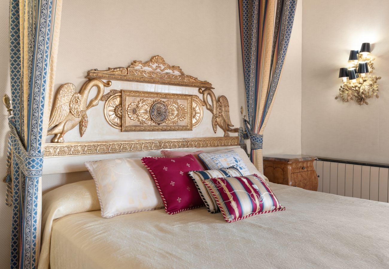 Villa en Estepona - Villa Palm Ridge