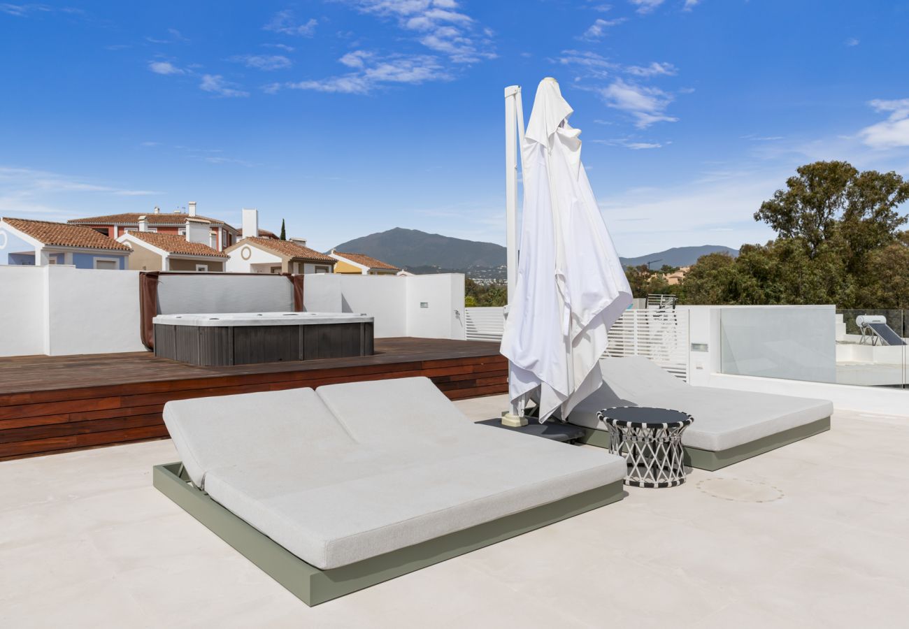Villa en Estepona - Villa Lulu