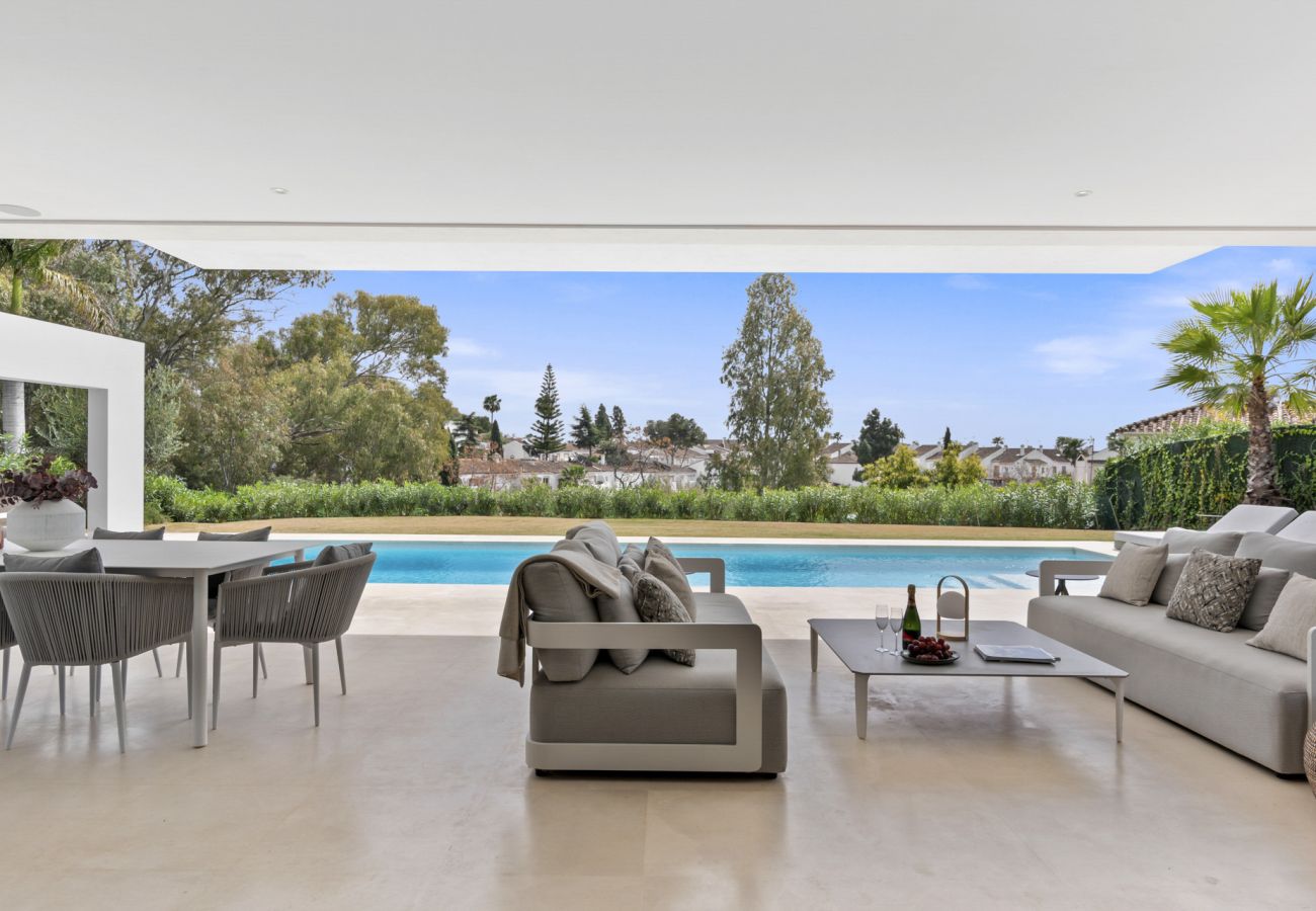 Villa en Estepona - Villa Lulu