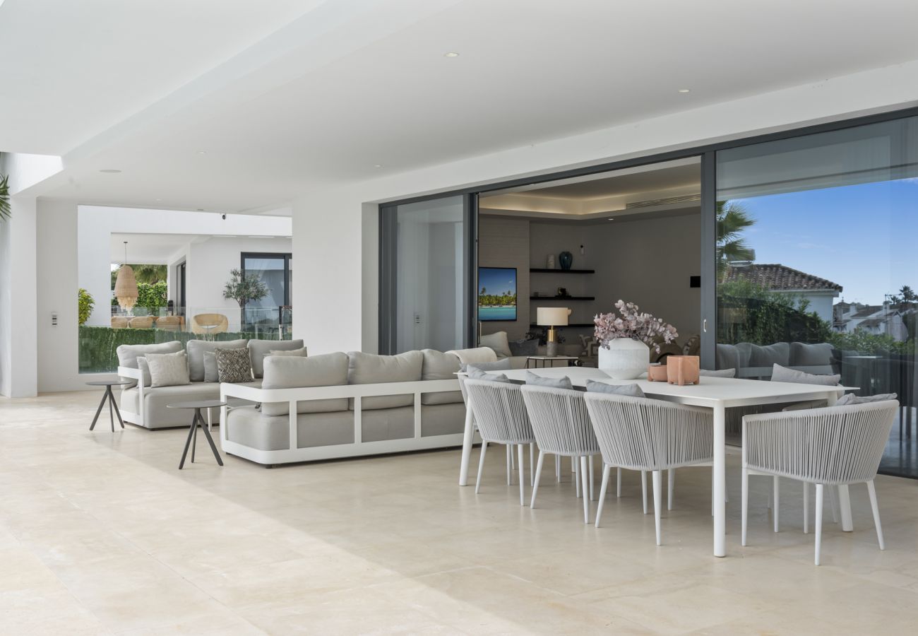 Villa en Estepona - Villa Lulu