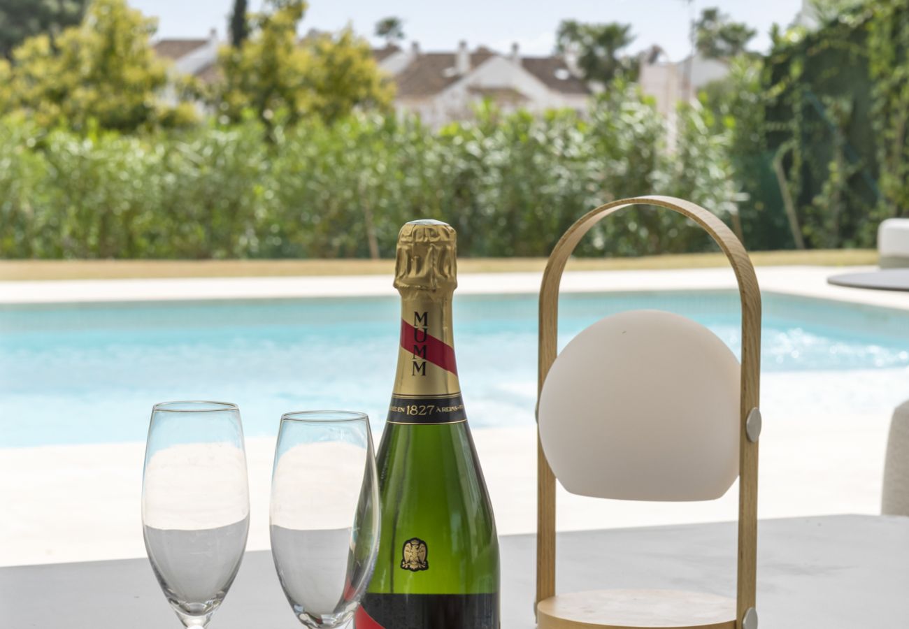 Villa en Estepona - Villa Lulu