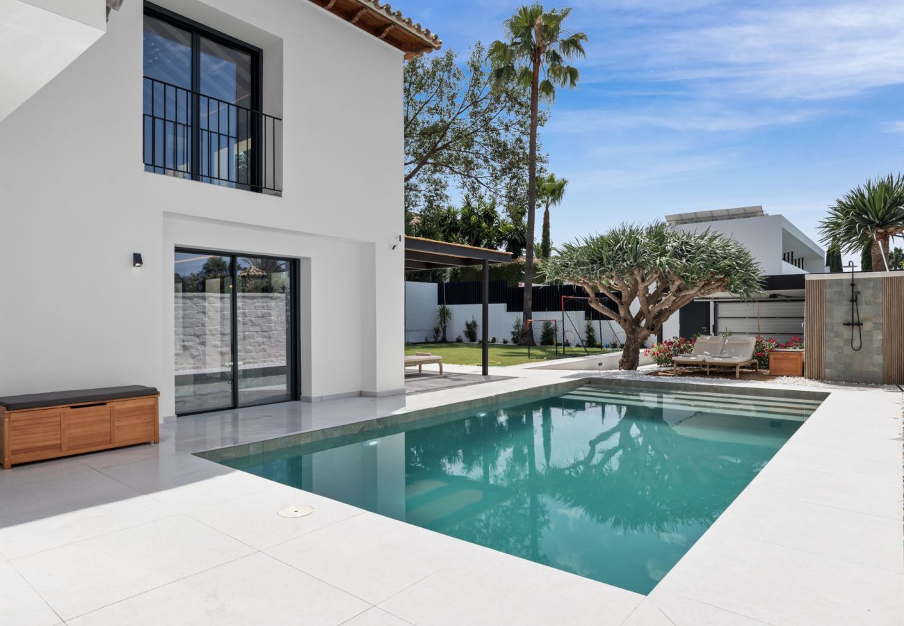 Villa en Nueva andalucia - Villa Artemis