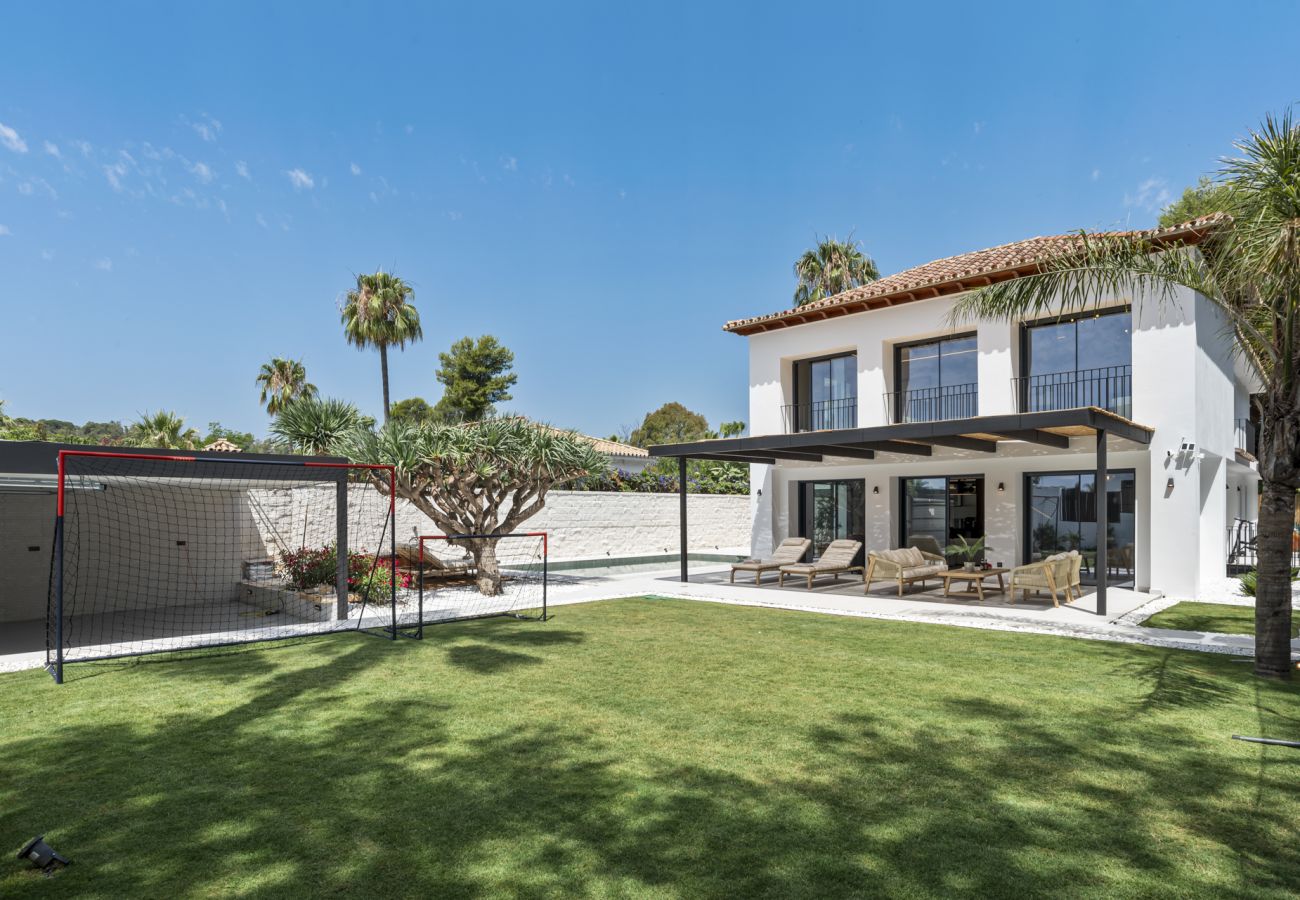 Villa en Nueva andalucia - Villa Artemis