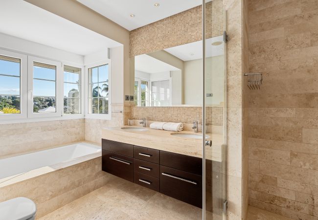 Villa en Nueva andalucia - Villa Las Brisas Villa en Nueva andalucia - Villa Las Brisas