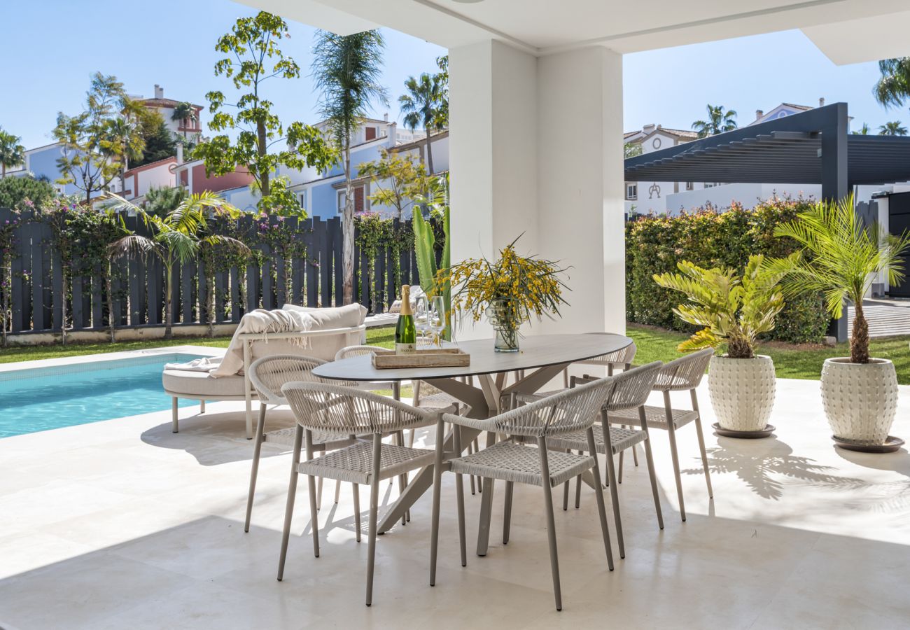 Villa en Estepona - Villa Azzure
