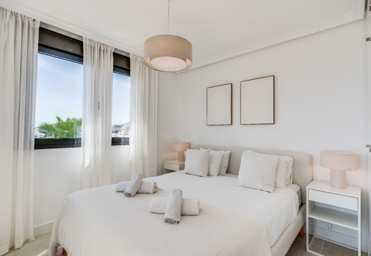 Apartamento en Estepona - Sunset Golf Penthouse