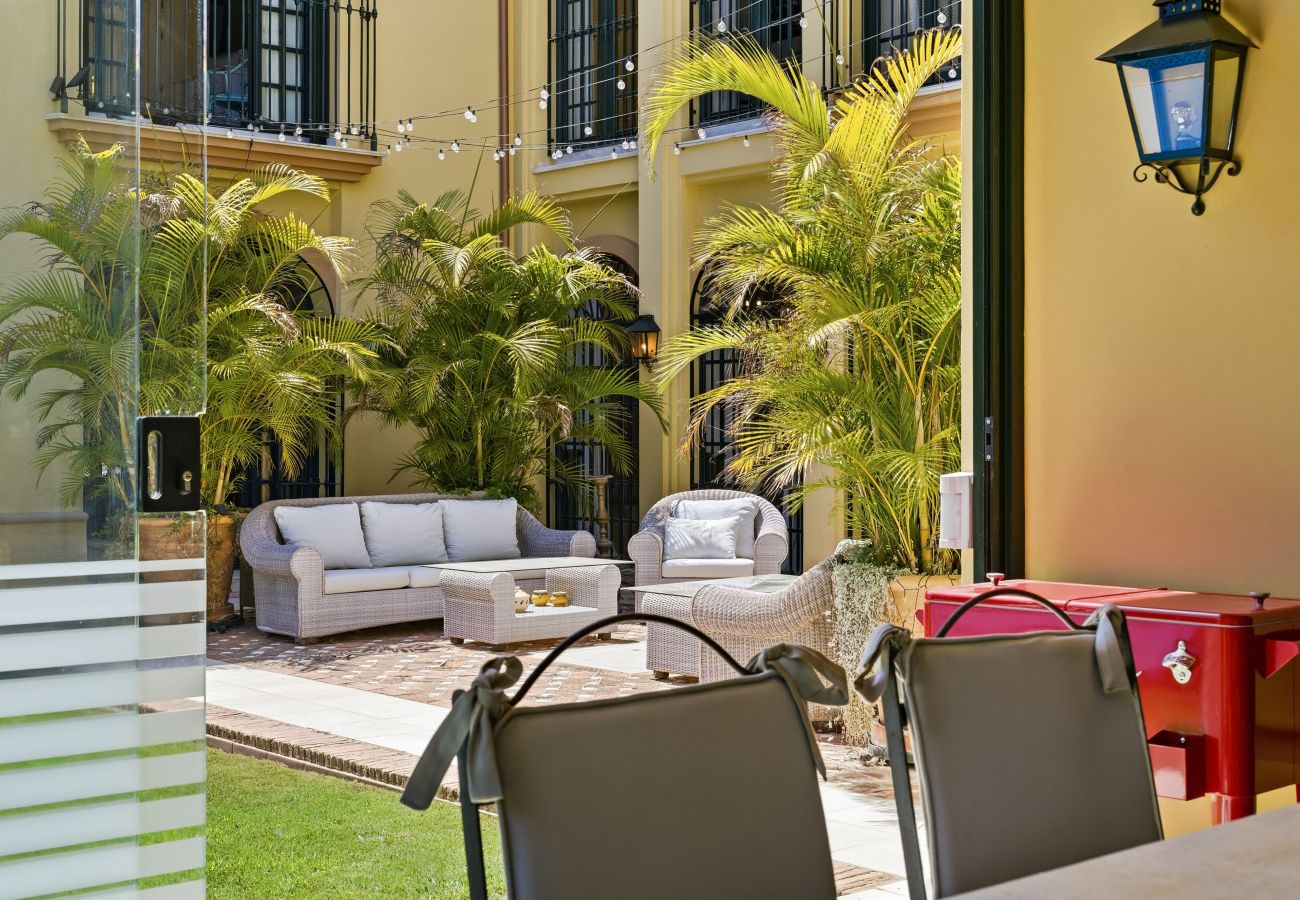Villa en San Pedro de Alcántara - Villa Amarilla