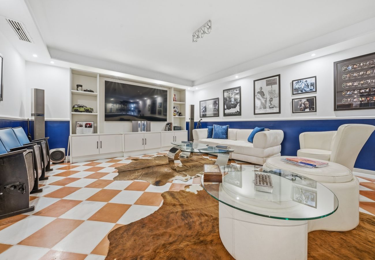 Villa en San Pedro de Alcántara - Villa Amarilla