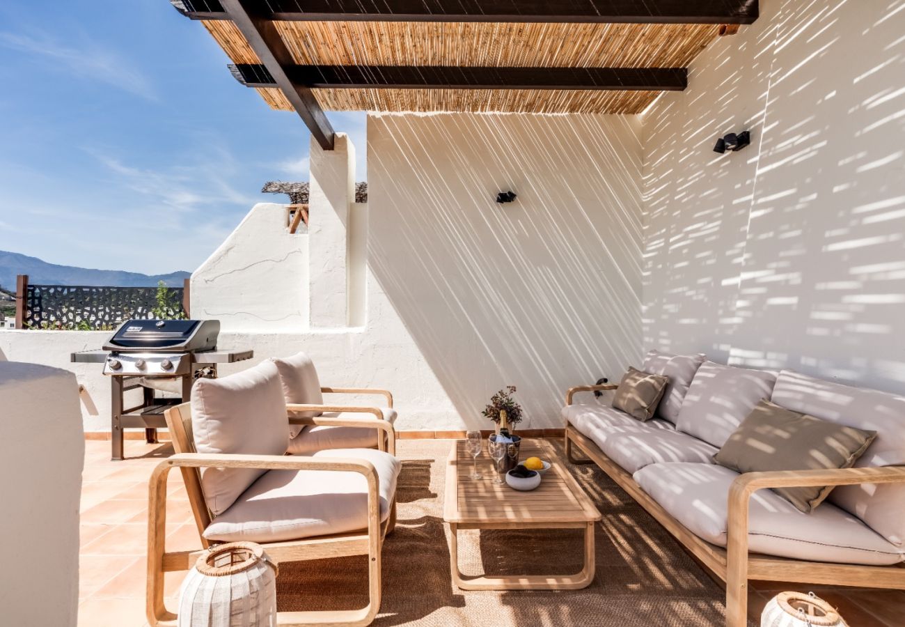 Appartement à Estepona - Sunset Golf Penthouse