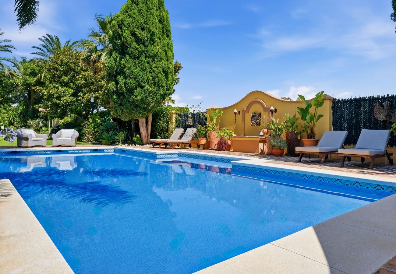 Villa à San Pedro de Alcántara - Villa Amarilla