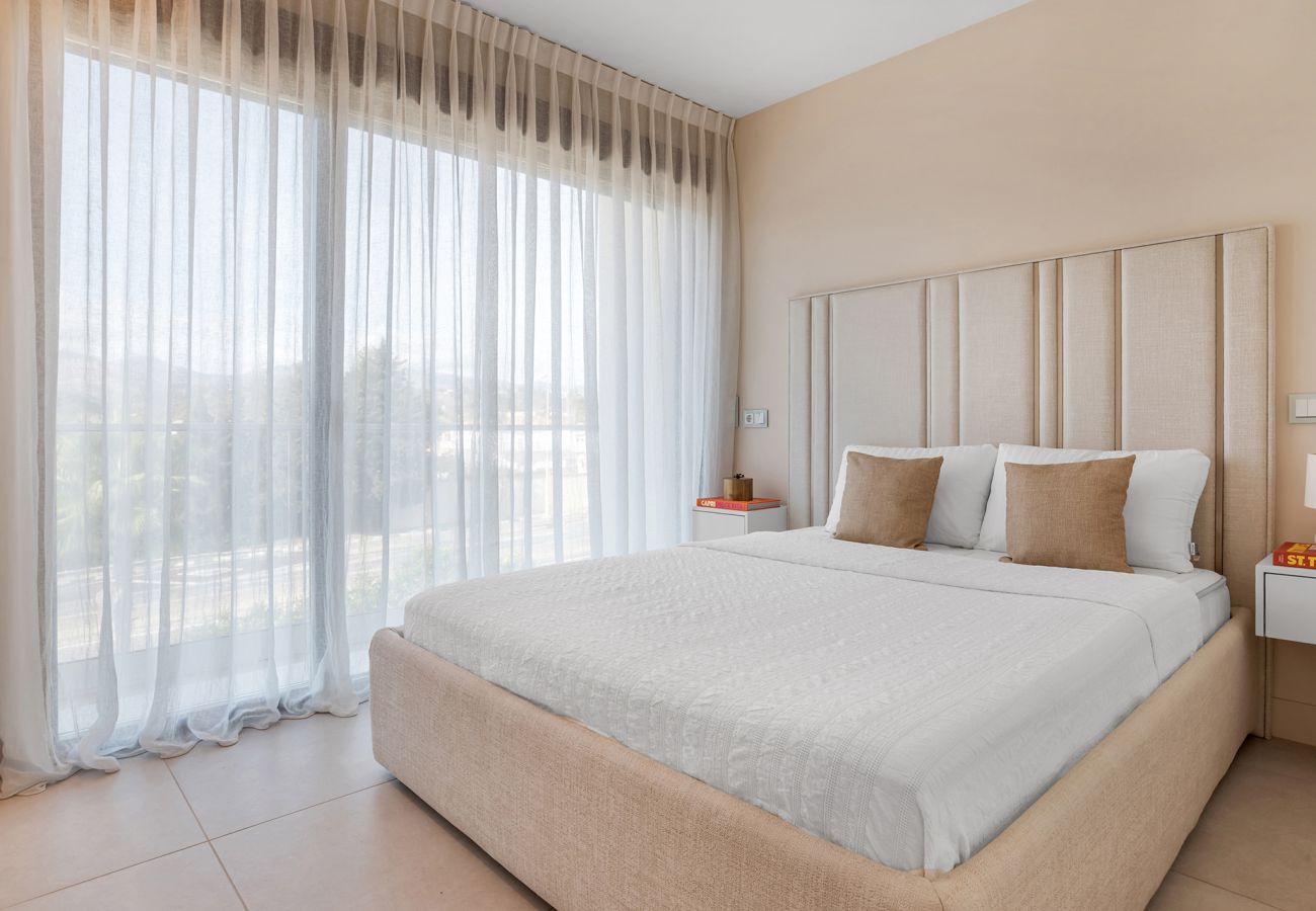 Appartement à Estepona - Luxury Beachfront Velaya