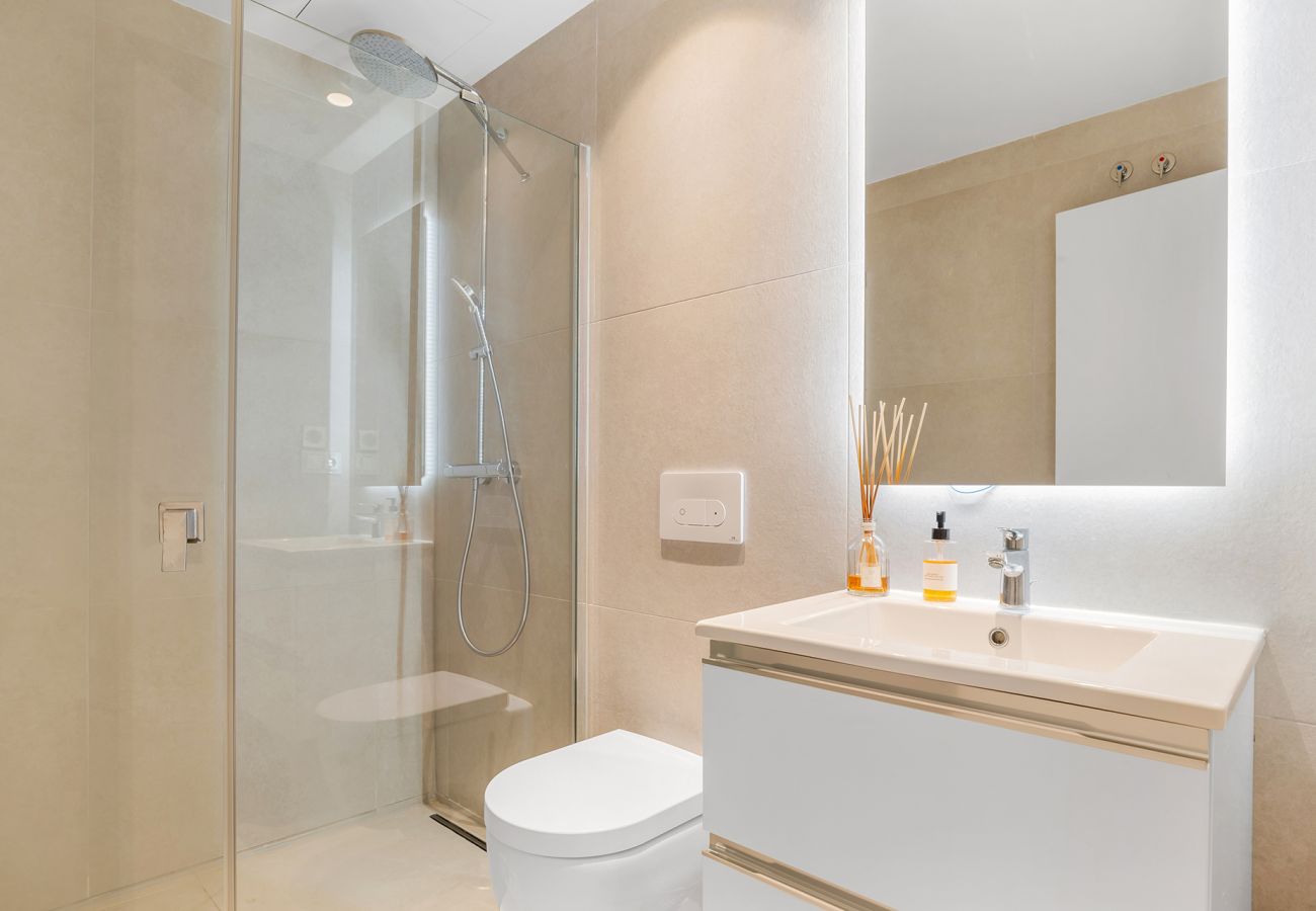 Appartement à Estepona - Luxury Beachfront Velaya