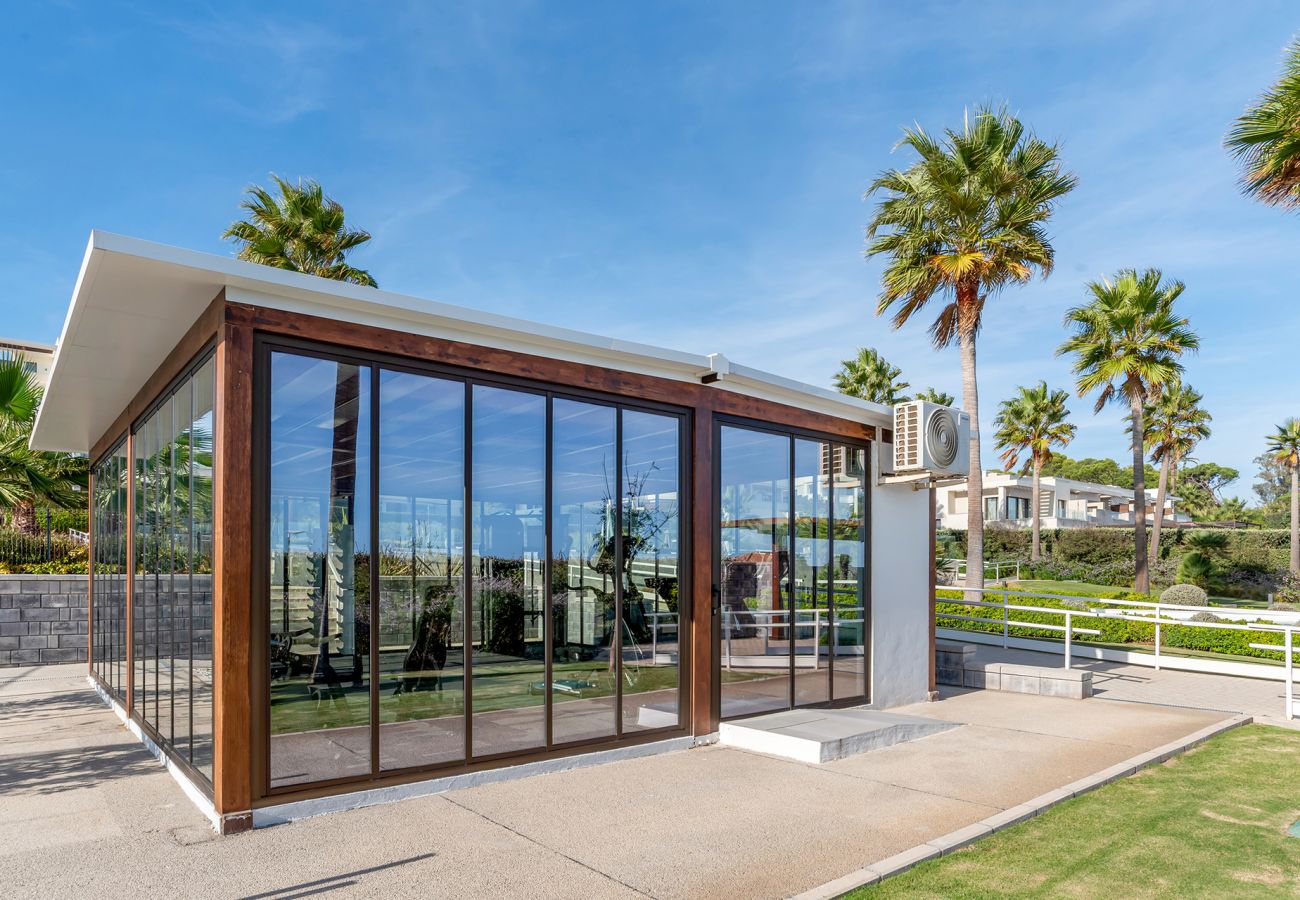 Appartement à Estepona - Luxury Beachfront Velaya