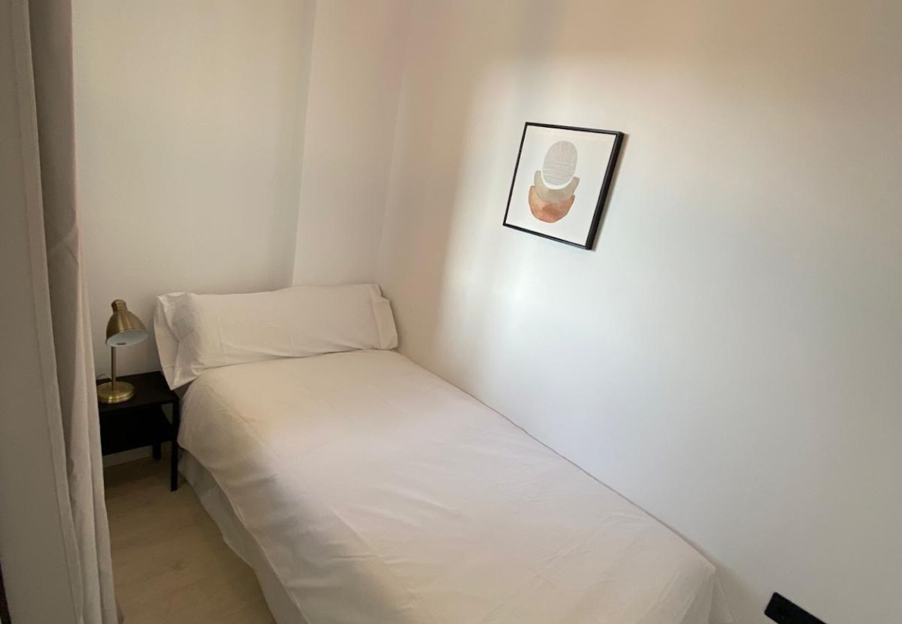 Apartment in Nueva andalucia - Torres de Aloha