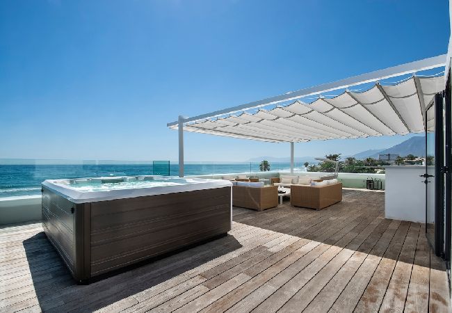 Villa in Marbella - The Beach House