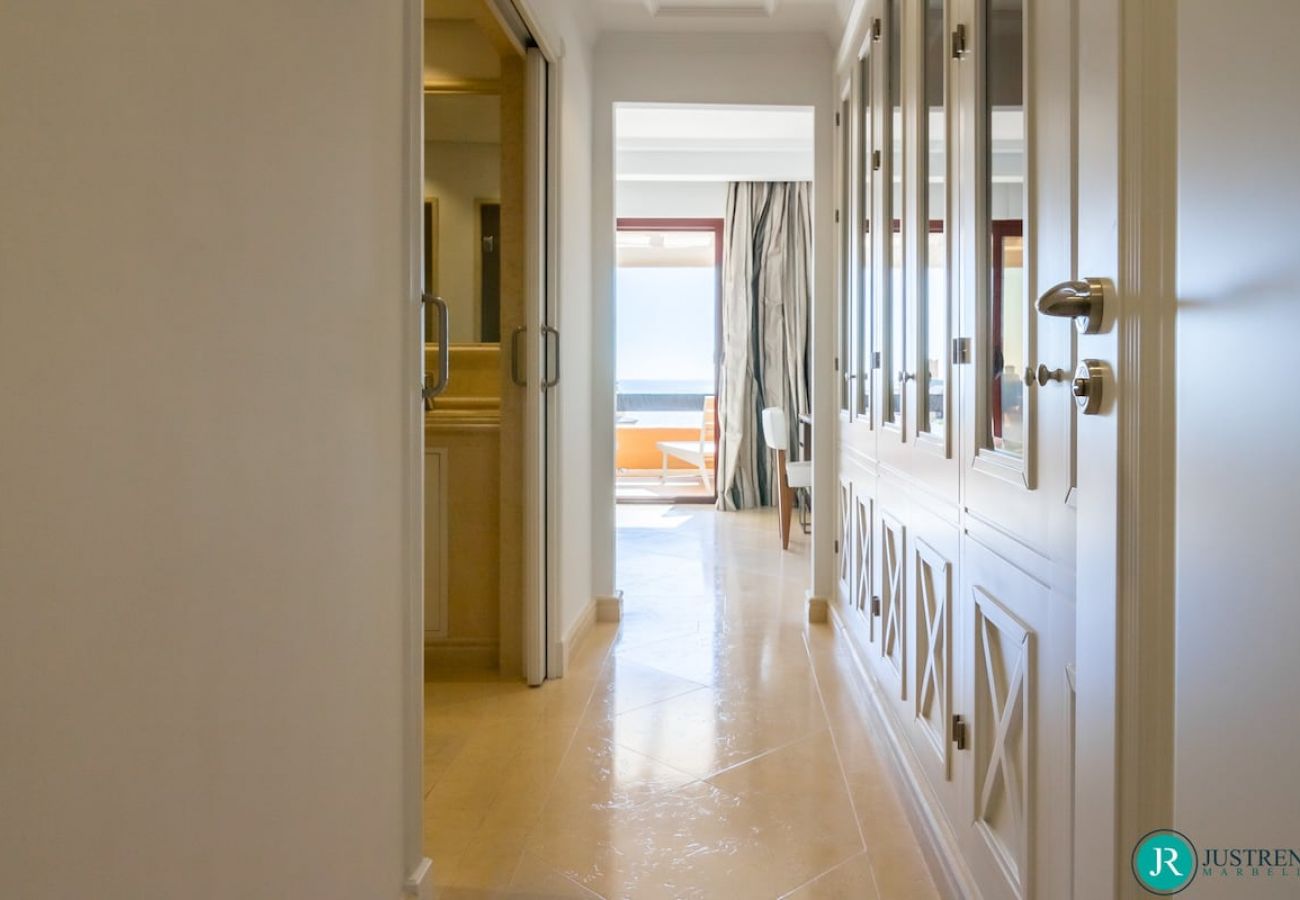 Apartment in Estepona - Penthouse Granados del Mar
