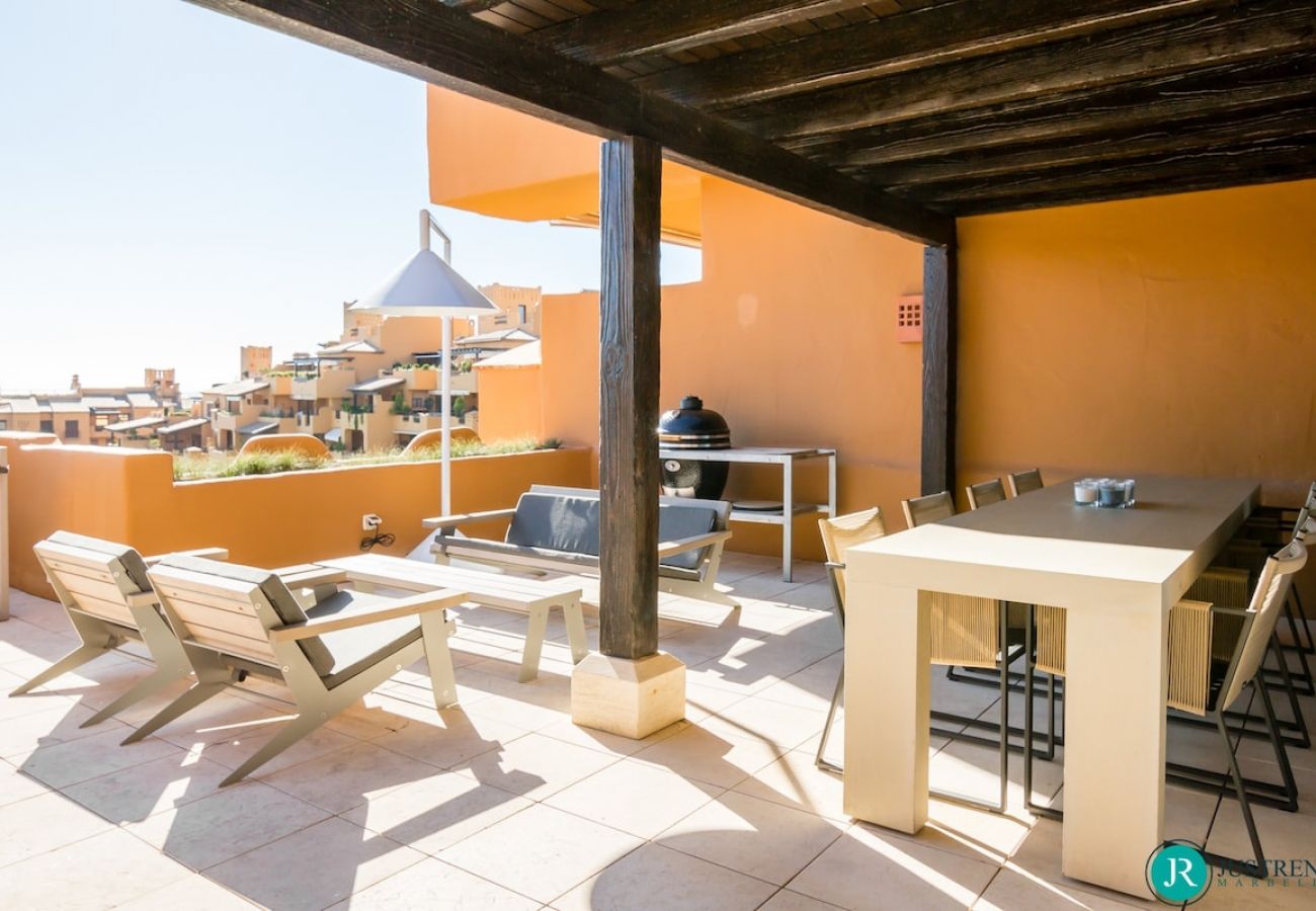 Apartment in Estepona - Penthouse Granados del Mar