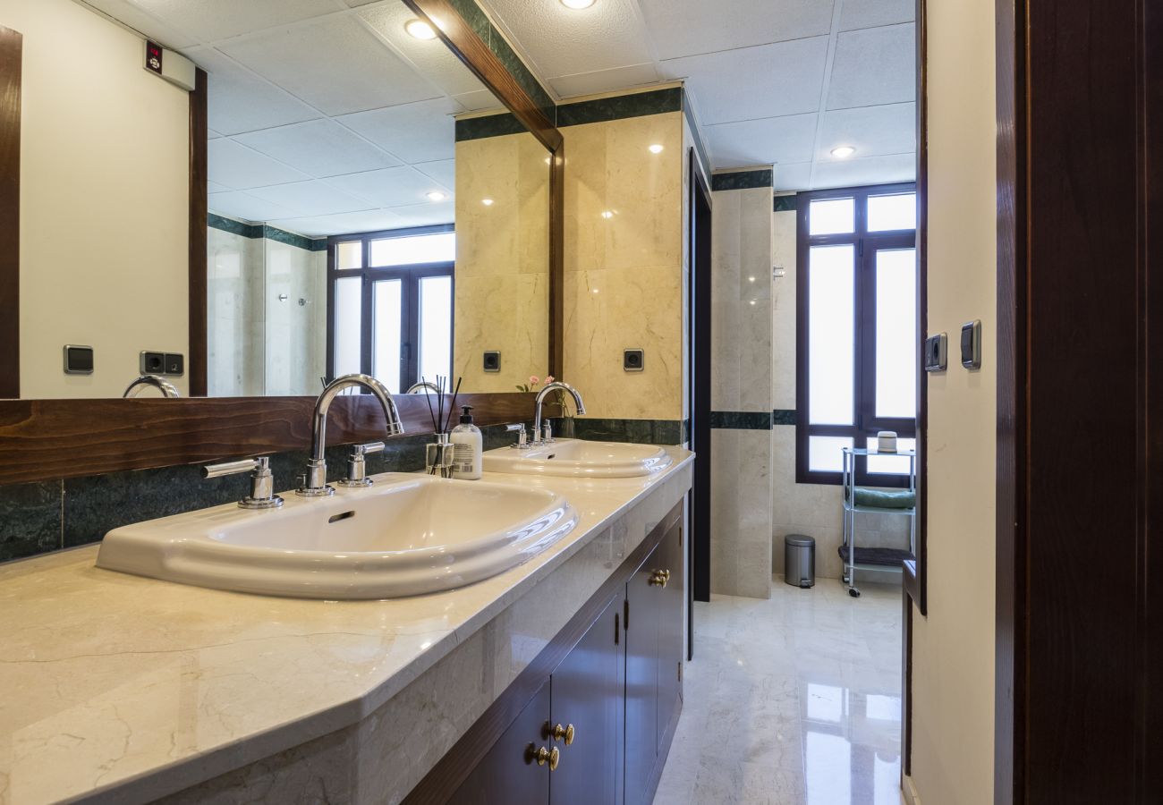 Townhouse in Marbella - Casa Bahia de Banus