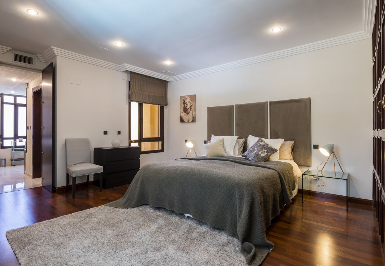 Townhouse in Marbella - Casa Bahia de Banus