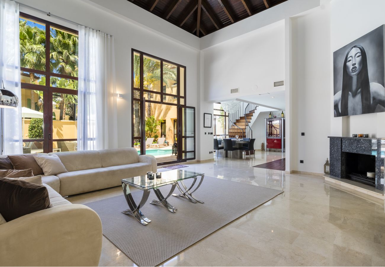 Townhouse in Marbella - Casa Bahia de Banus