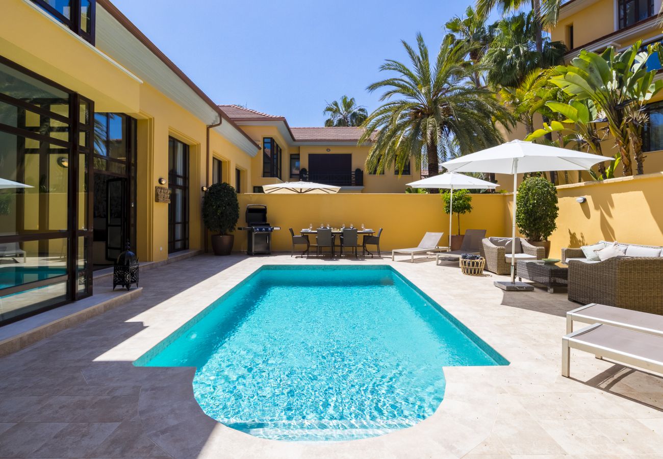 Townhouse in Marbella - Casa Bahia de Banus