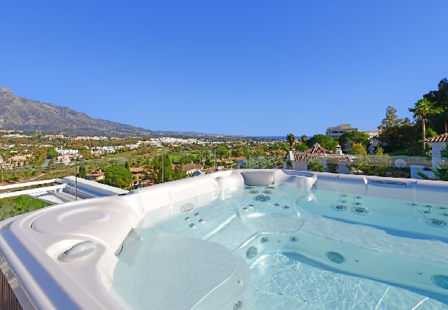 Villa in Marbella - Villa Suena Blanca Villa in Marbella - Villa Suena Blanca