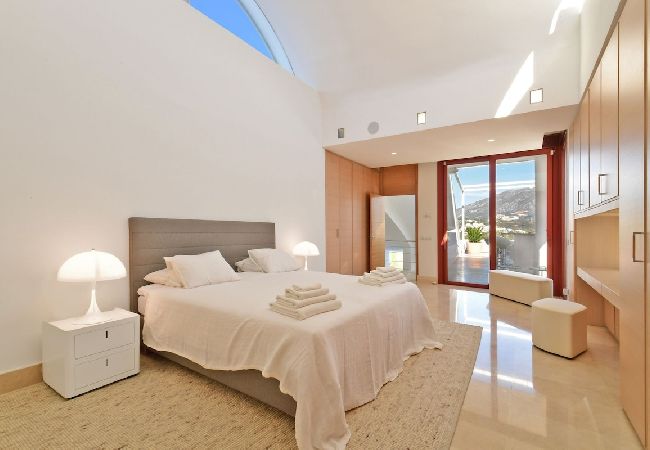 Villa in Marbella - Villa Suena Blanca Villa in Marbella - Villa Suena Blanca