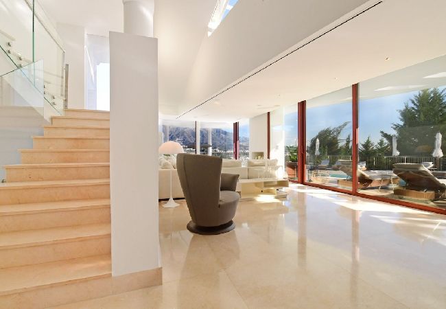 Villa in Marbella - Villa Suena Blanca Villa in Marbella - Villa Suena Blanca