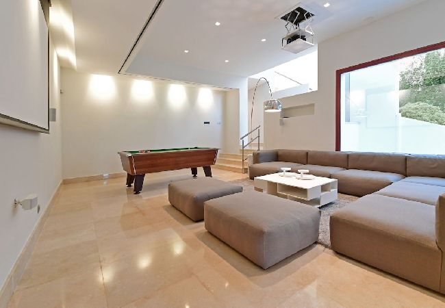 Villa in Marbella - Villa Suena Blanca