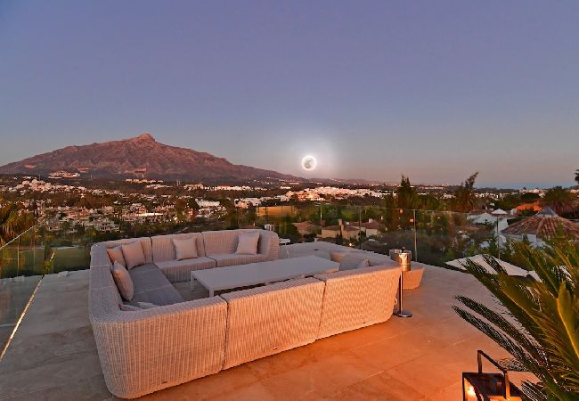 Villa in Marbella - Villa Suena Blanca Villa in Marbella - Villa Suena Blanca