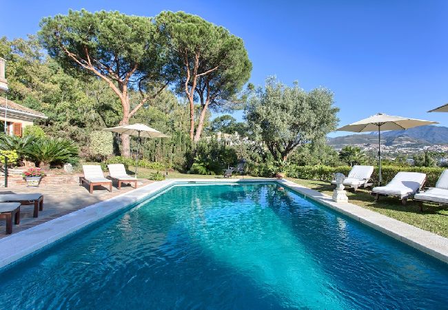 Villa in Marbella - Villa Elegancia