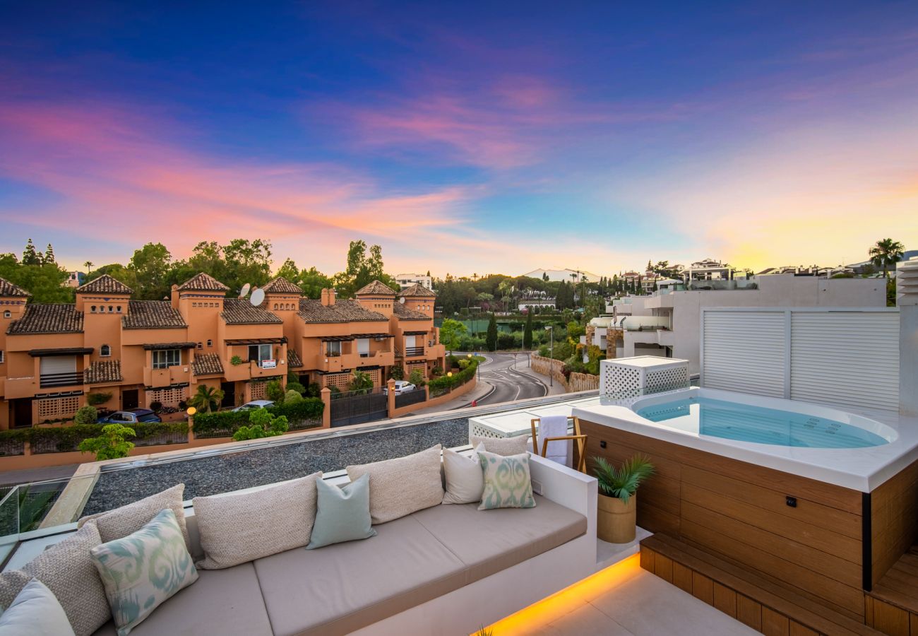 Townhouse in Marbella - Puente Romano Collection