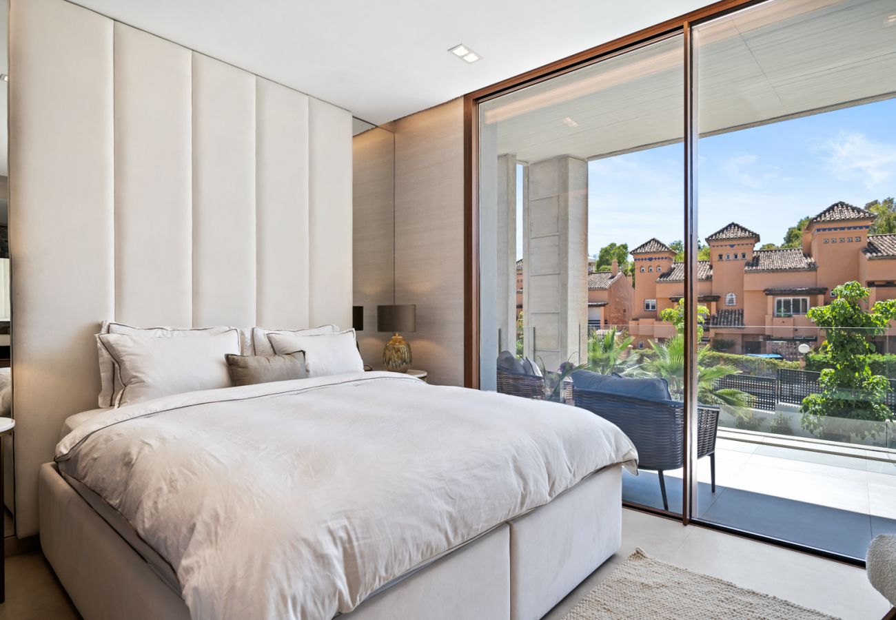 Townhouse in Marbella - Puente Romano Collection