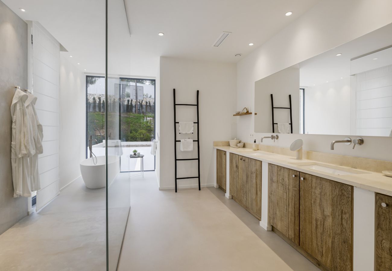 Villa in Marbella - Villa Elviria