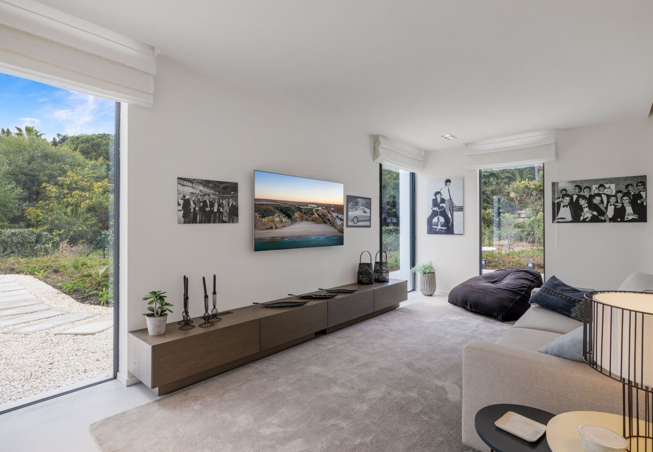 Villa in Marbella - Villa Elviria