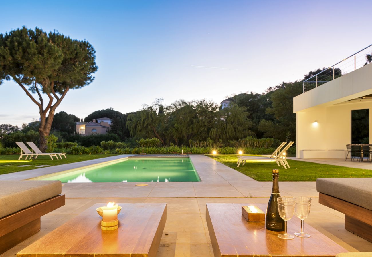 Villa in Marbella - Villa Elviria