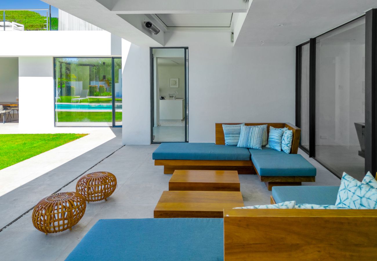 Villa in Marbella - Villa Elviria