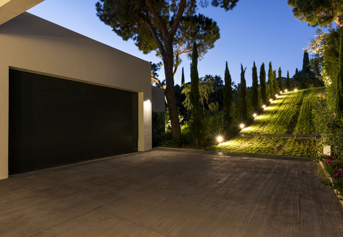 Villa in Marbella - Villa Elviria
