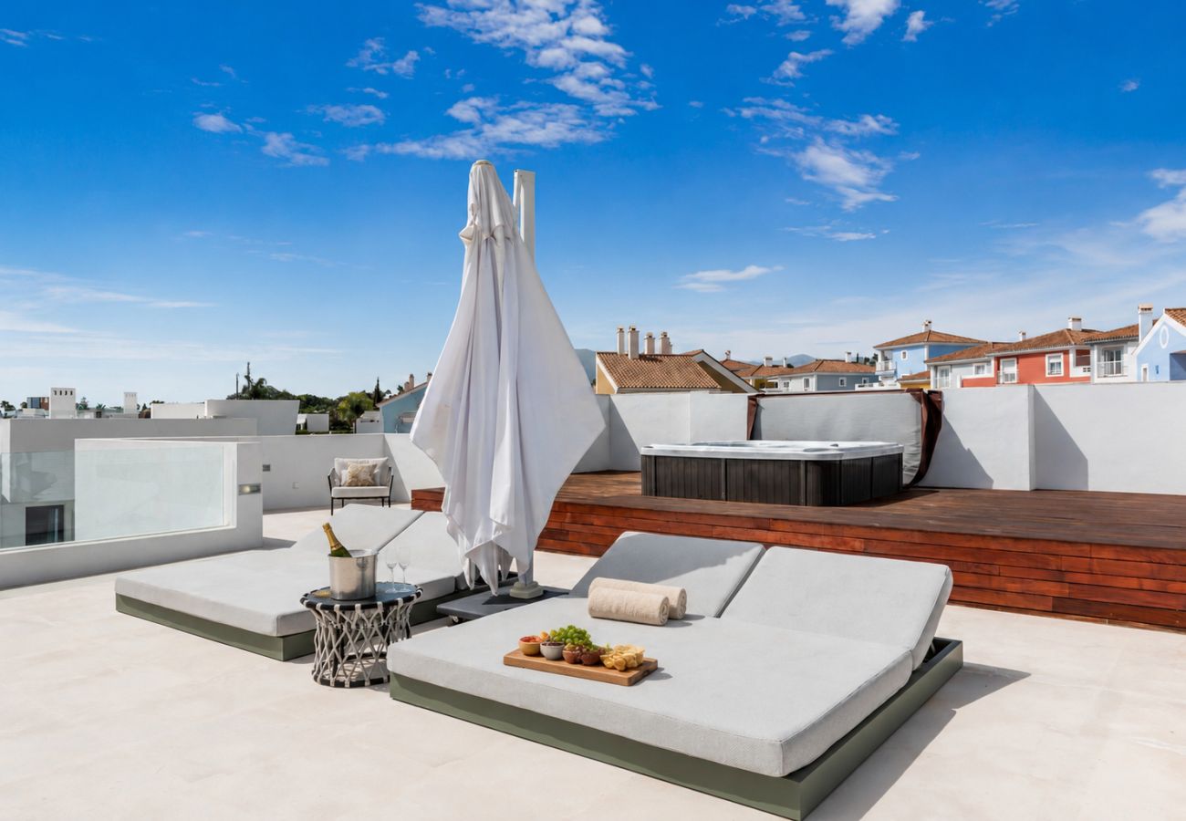 Villa in Estepona - Villa Lulu