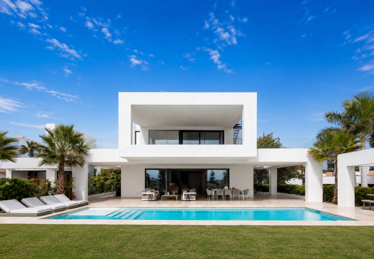 Villa in Estepona - Villa Lulu