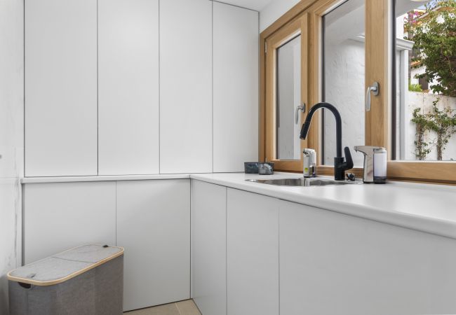 Terraced House in Nueva andalucia - Casa Blanca Mar Terraced House in Nueva andalucia - Casa Blanca Mar