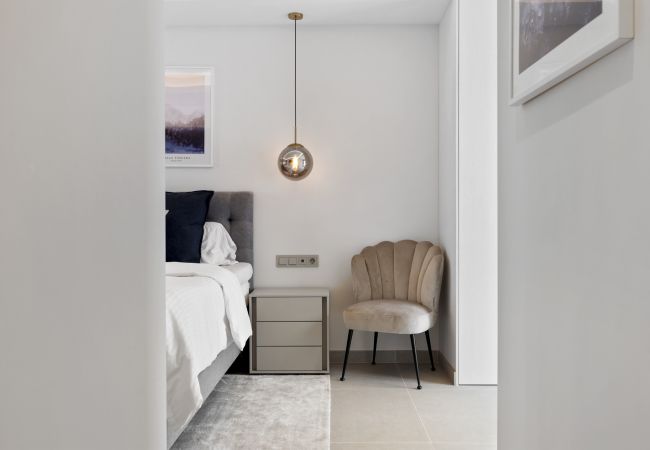 Terraced House in Nueva andalucia - Casa Blanca Mar Terraced House in Nueva andalucia - Casa Blanca Mar